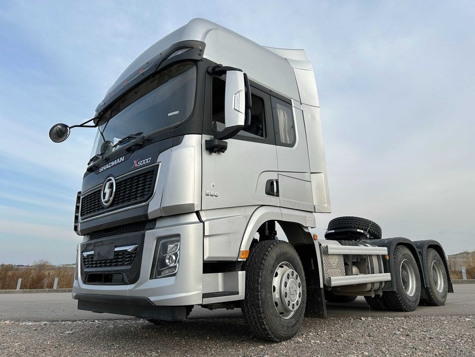 Новый тягач Shacman (Shaanxi) X5000