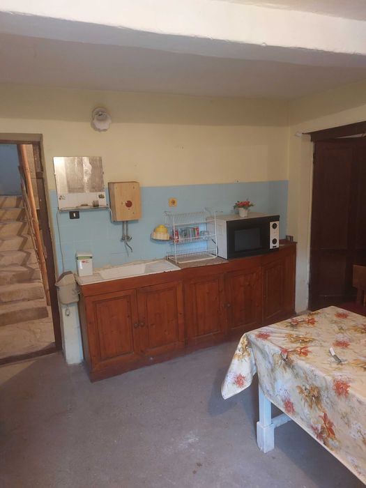 Продавам къща.Село-Караш