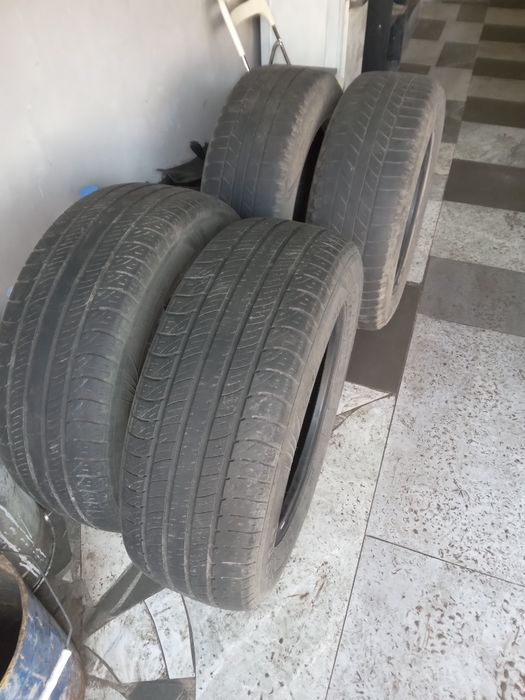 Продам летние шины.