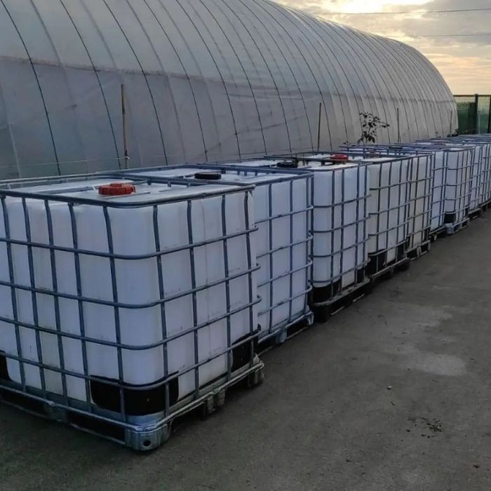 1тон Резервоар/Бидони/цистерни 1000 литра като нови бидон 1 тон