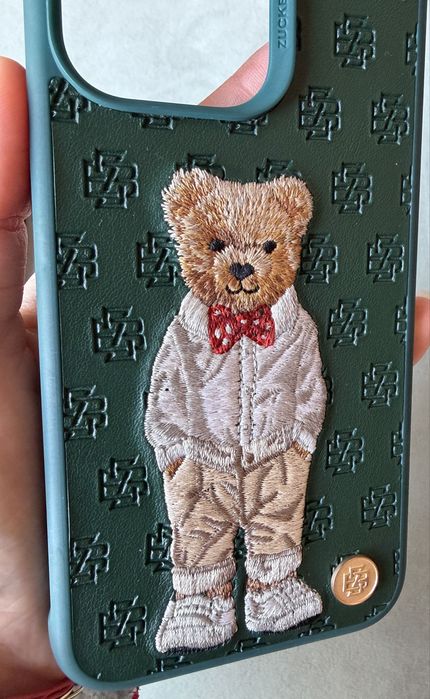 iPhone калъфи Zuck Bear за 16 Pro Max