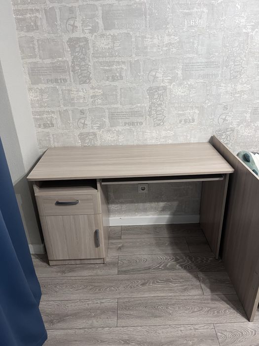 Парта для учебы удобные