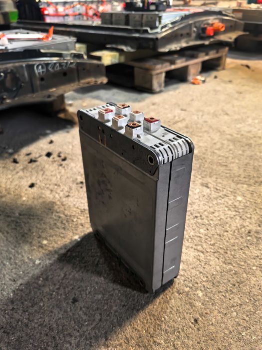 Тествани Батерии за Ел. Автомобили и Соларни Системи – С Доклад