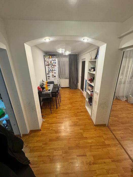 Apartament  2 camere Bd Bucuresti vizavi  de Petrom - Vedere 3