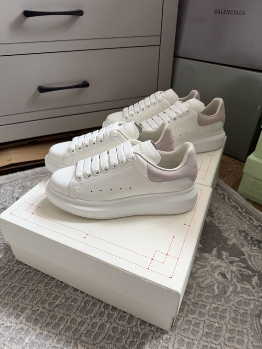 Alexander McQueen - 38