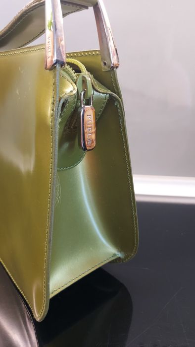 Кожена чанта на FURLA .