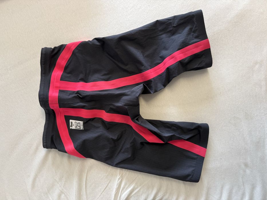 Arena Powerskin Carbon Flex costum competitie
