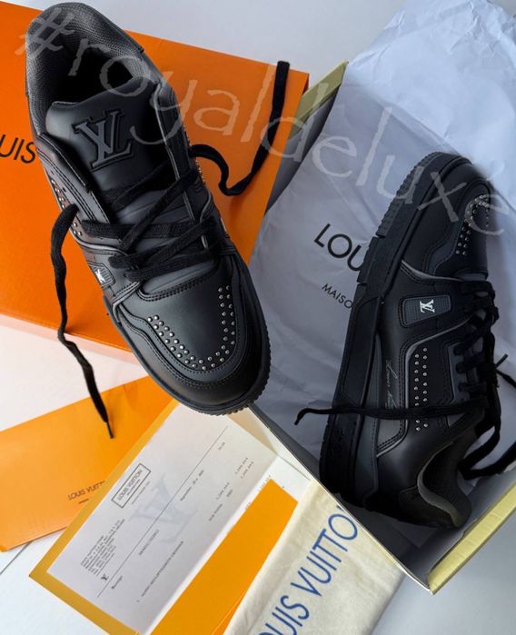 Stoc Adidasi barbati Louis Vuitton
