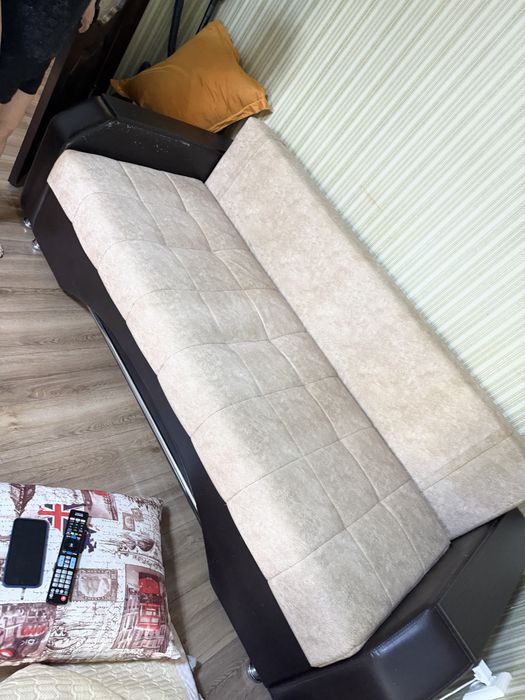 Продам диван бу в хорошем состоянии