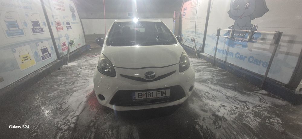 TOYOTA Aygo 2012 — imagine 5