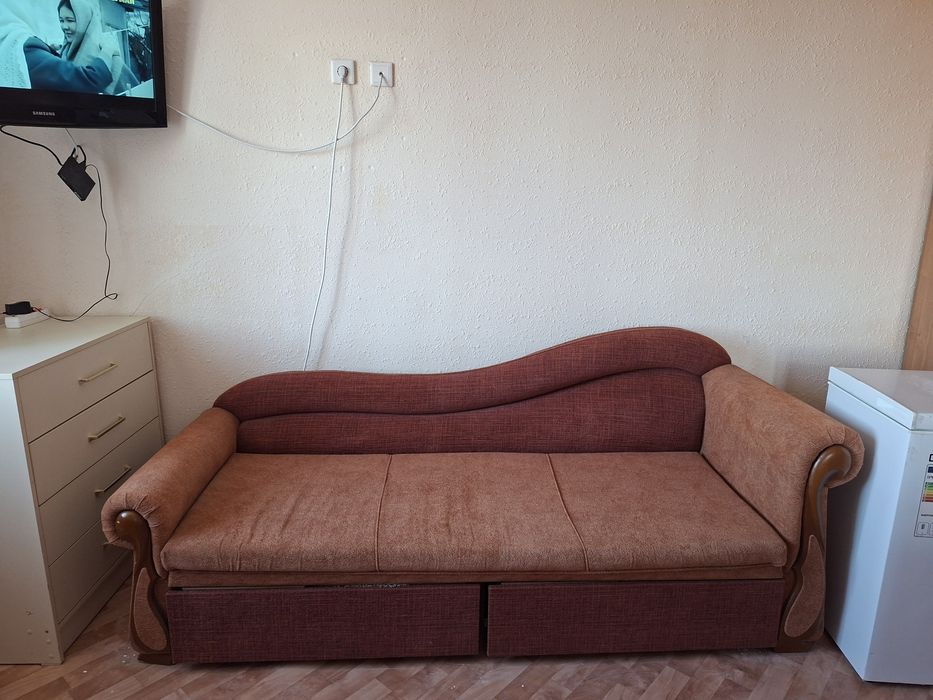Продам диван качественный