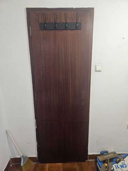 Врати Дървени интериорни