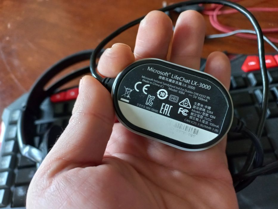 Tastatura gaming Marvo KG749 si casti Microsoft