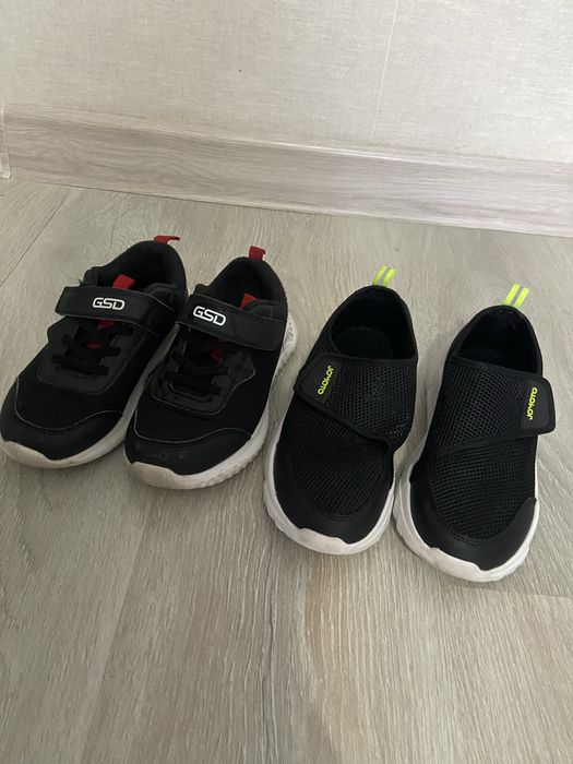 Продам кроссовки