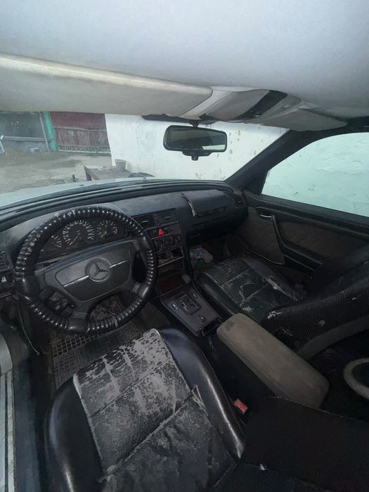 запчасть мерс с180