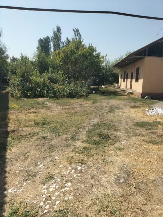 Продается жилой участок с домом цена указана за соток земли