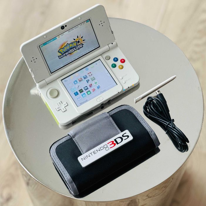 New Nintendo 3DS Animal Crossing Happy Home Designer Edition + 20 игри