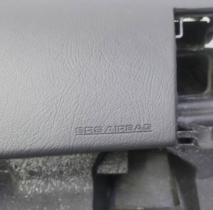 Продам панель торпедо от Камри 45-45