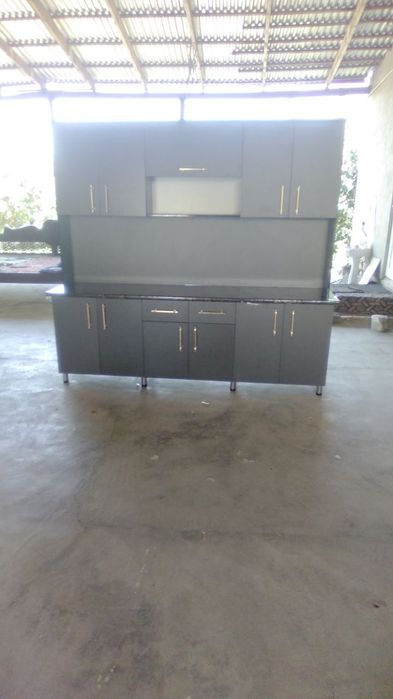 Кухня гарнитура  ламинат