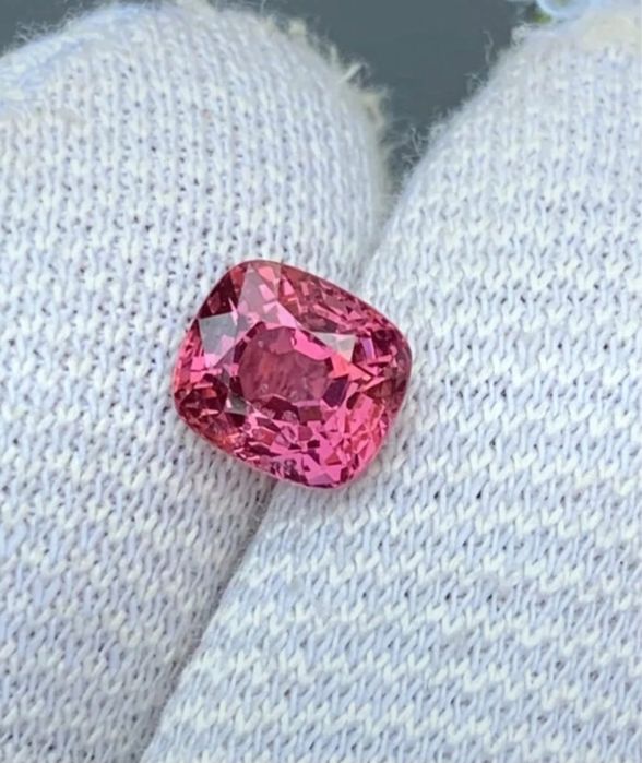 Spinel 2.20ct purplish pink burma myanmar