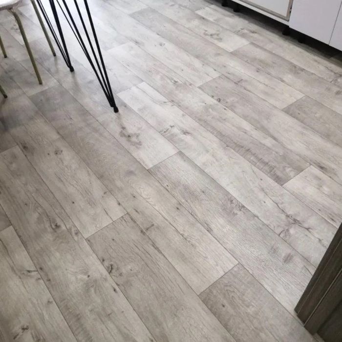 Укладка ленолиума ,муж на час