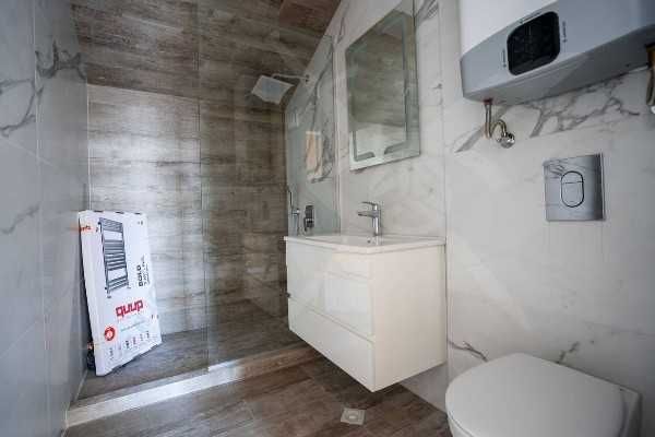 Продава се Тристаен апартамент в Пловдив, Младежки Хълм - 86 кв.м за 3838 €/кв.м - Снимка #10