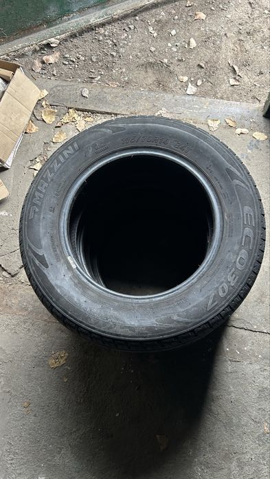 Продам комплект шин