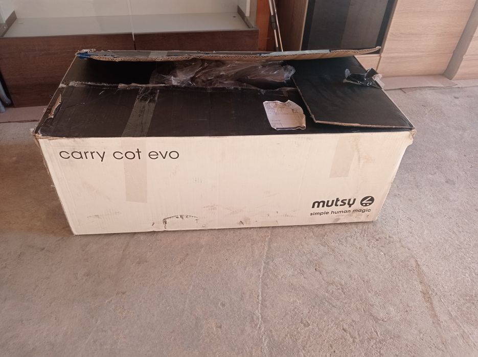 Landou Carry cot eco musty