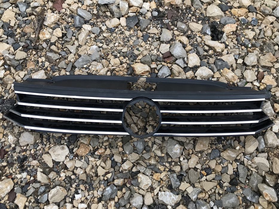 Решетка за  Фолксваген пасат 8