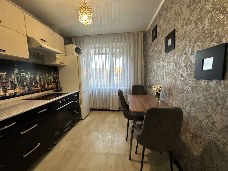 Продаю 3ком., квартиру У/П