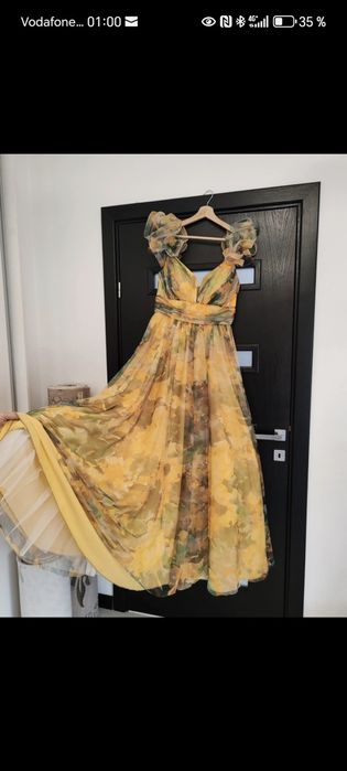 Rochie Nașa,in stare excelenta