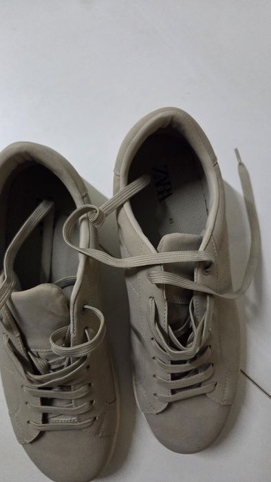 Кроссовки Zara 43 размер