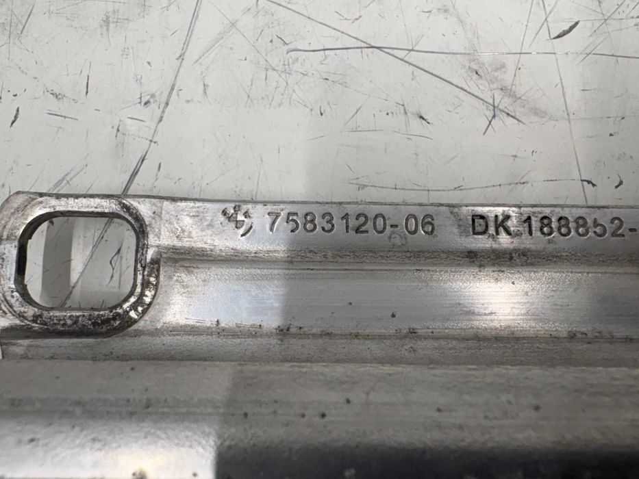 Дясна планка за допълнителен радиатор Ф01 Ф02 Ф06 Ф07 Ф10 Ф11 Ф12 Ф13