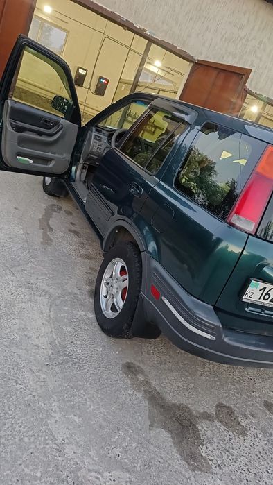 Продам Honda CR-V