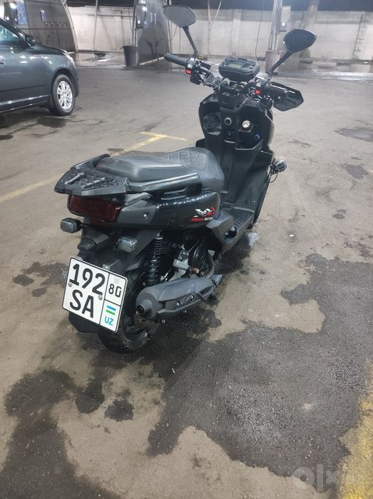 Skuter Tank.              .