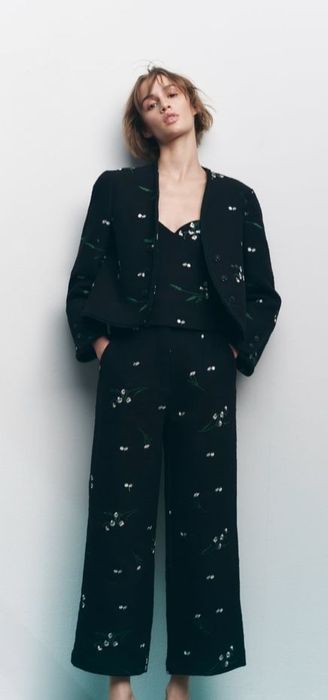 Костюм тройка