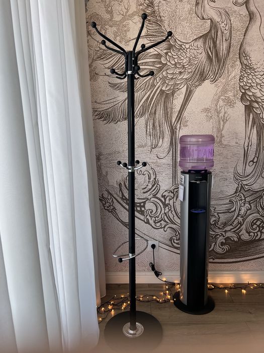 Vand urgent curier pom metalic negru