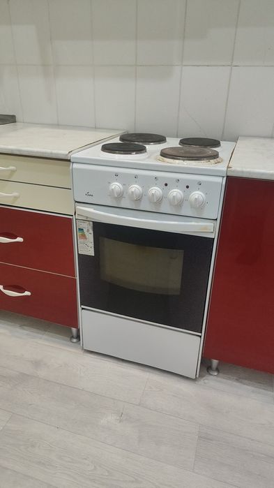 Продам плиту электрическую