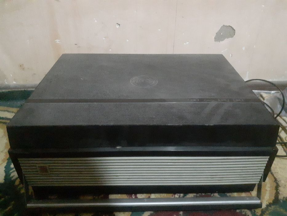 Magnetafon sotiladi  Маяк202 katushichniy