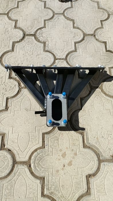 Коллектор Ауди 2.3 под карбюратор ВАЗ