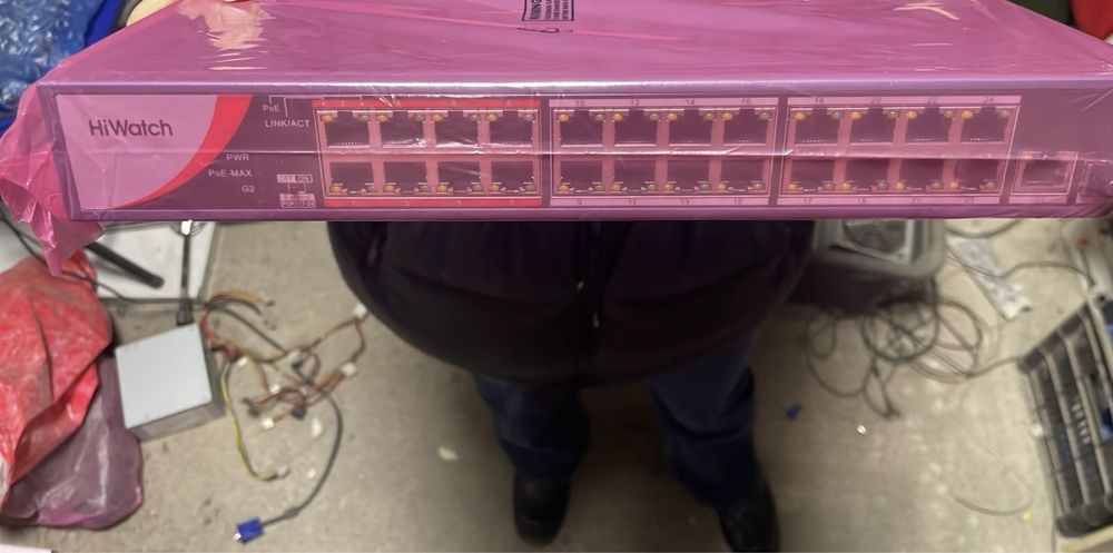 POE коммутатор 24 порта HiWatch