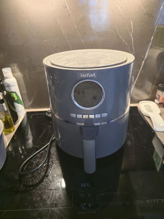 Tefal air fryer еър фрайер LF11-7