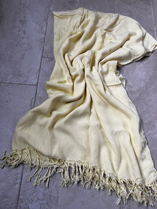 Разпродажба на шалове - различни видове