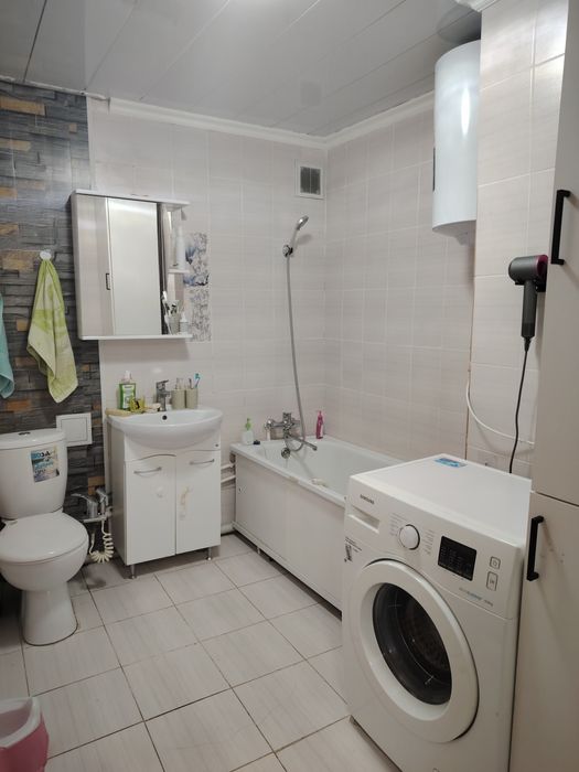 Продается 4ком квартира