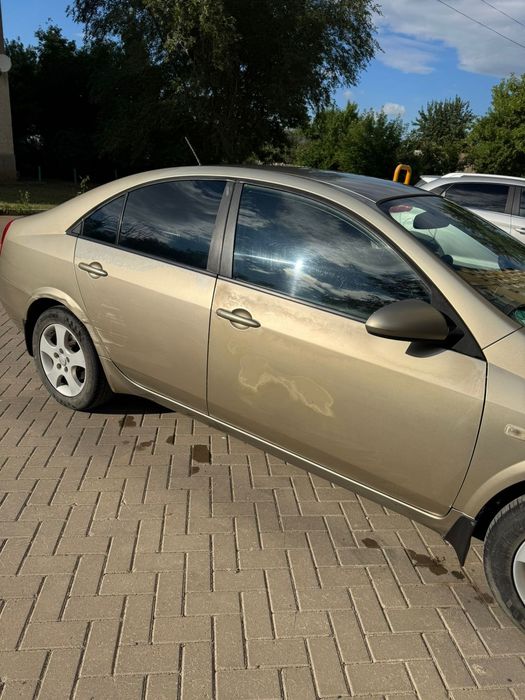 Продам машину Nissan