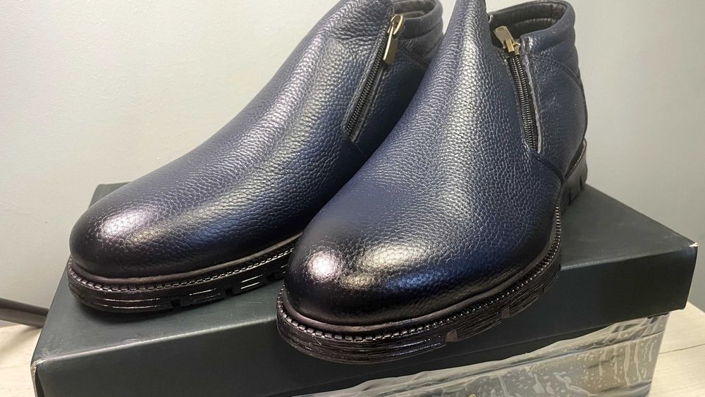 Мъжки сини зимни ботуши Ducavelli от естествена кожа.