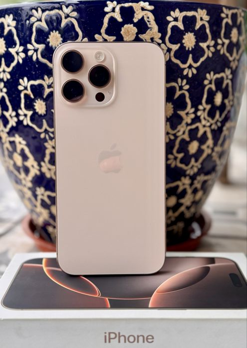 iPhone 16 Pro Max 1TB Desert Titanium   USA, eSIM