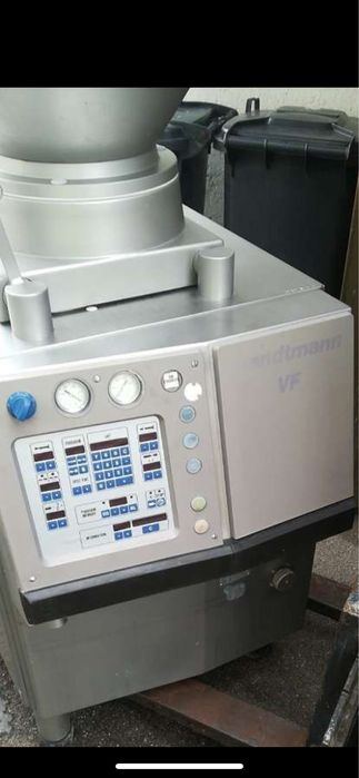 Хандтманн ВФ 80 вакуум пълначна машина