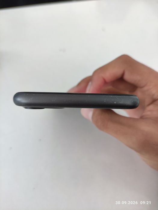 iPhone 11       .