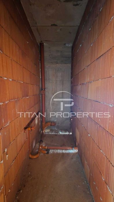 Продава се Тристаен апартамент в Пловдив, Кючук Париж - 108 кв.м за 1593 €/кв.м - Снимка #6